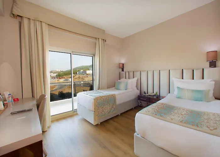 Hotel Ramada By Wyndham Soma Soma