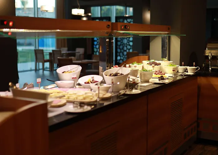 Hotel Ramada By Wyndham Soma 4*