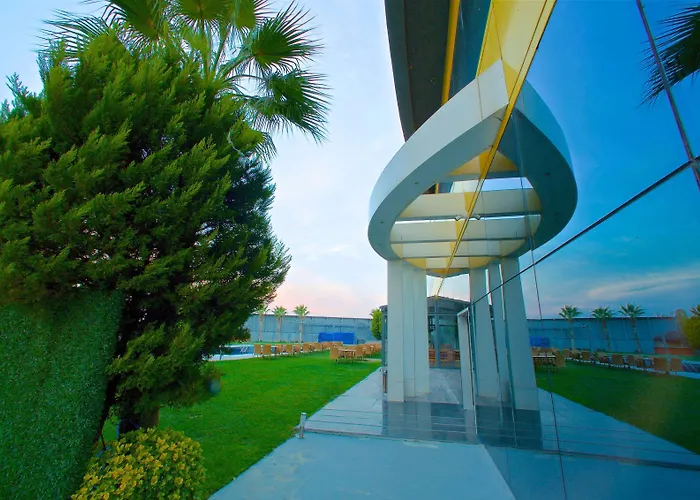 Ramada By Wyndham Soma 4*