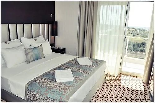 Hotel Ramada By Wyndham Soma Soma