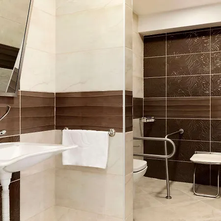 Ramada By Wyndham מלון Soma