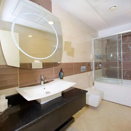 Ramada By Wyndham Soma 4*