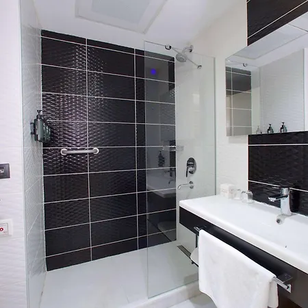 Ramada By Wyndham Soma Hotel 4*
