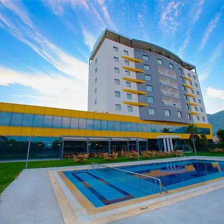 Hotel Ramada By Wyndham Soma 4*