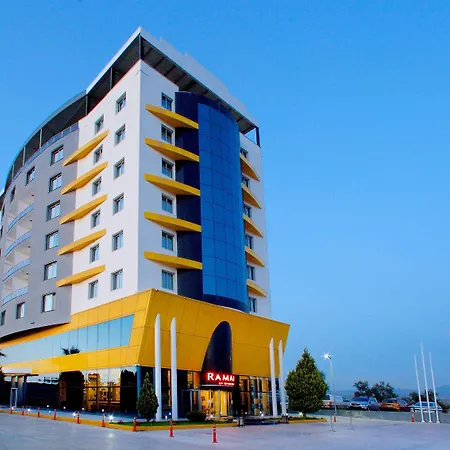 Otel Ramada By Wyndham 4*