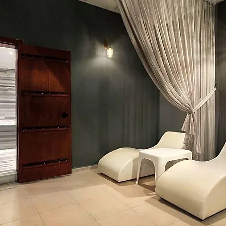 Ramada By Wyndham