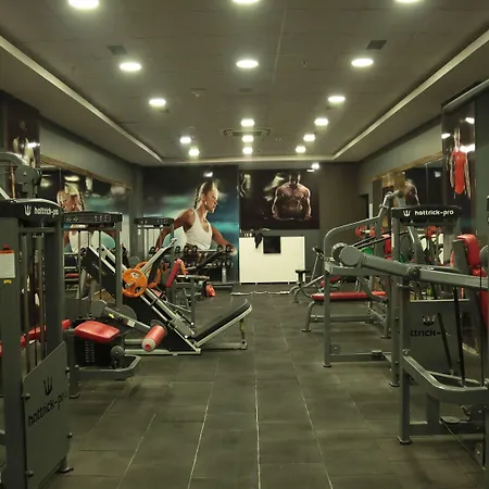Ramada By Wyndham 4*