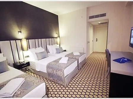 Hotel Ramada By Wyndham 4*