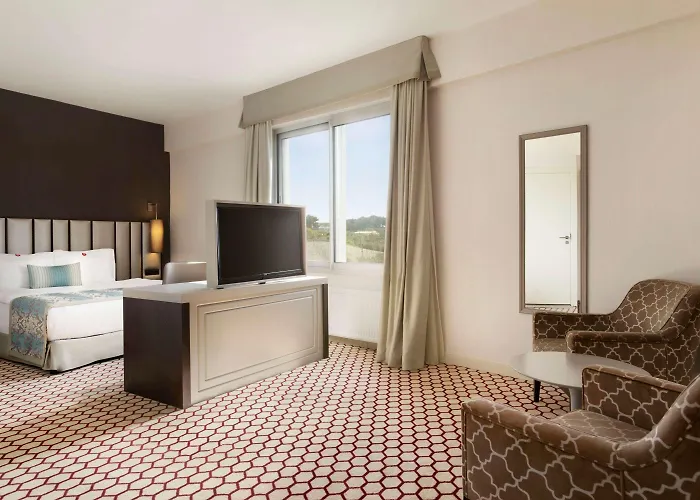 Hotel Ramada By Wyndham Soma