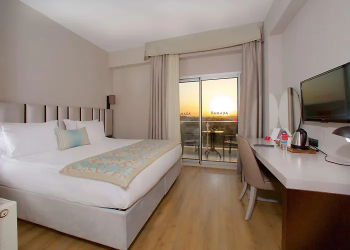 Ramada By Wyndham Hotel Soma