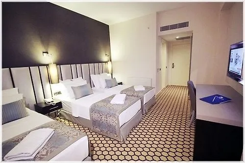 Hotel Ramada By Wyndham 4*